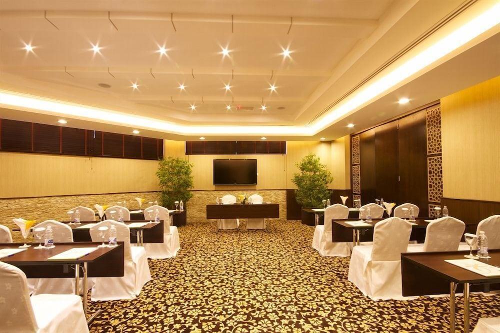 Welcome Hotel Apartment -2 Дубай Екстер'єр фото