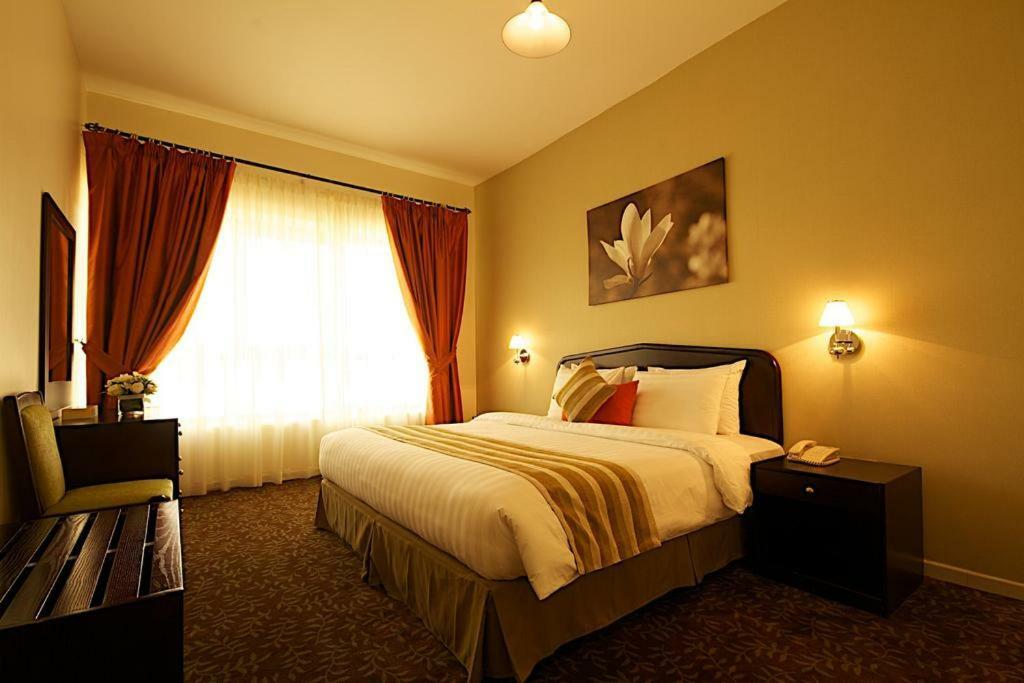 Welcome Hotel Apartment -2 Дубай Екстер'єр фото